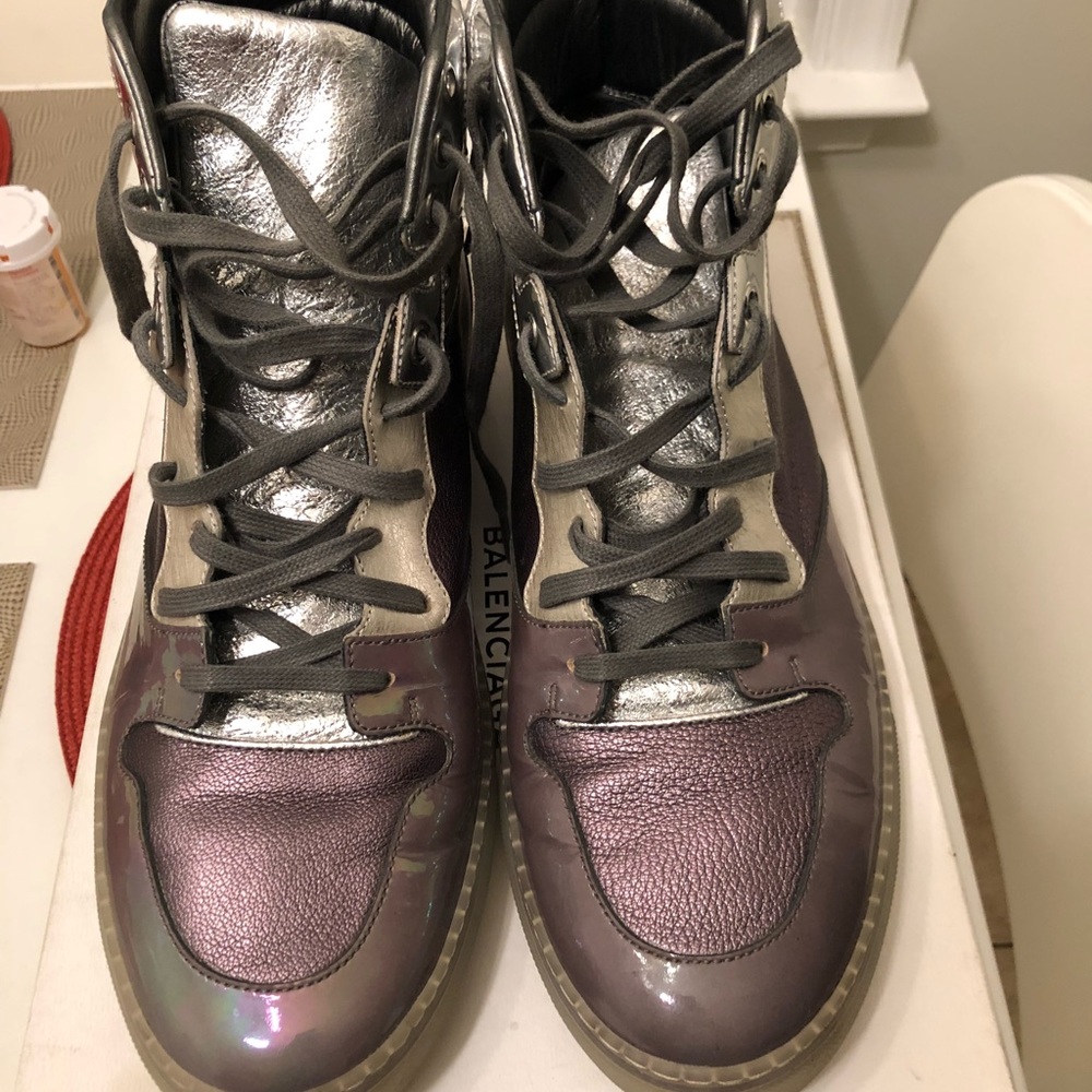 Price Firm!!! Men’s Balenciaga